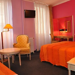 Moderne 2*, Marseille France